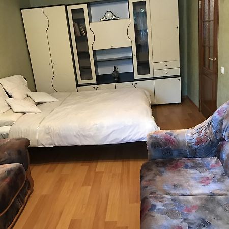 Beautiful Apartment On Korolenka 31 วินนิตซา ภายนอก รูปภาพ